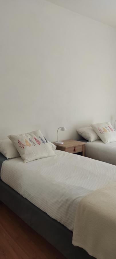 Casa Dante Apartment ริวาเดลการ์ดา ภายนอก รูปภาพ