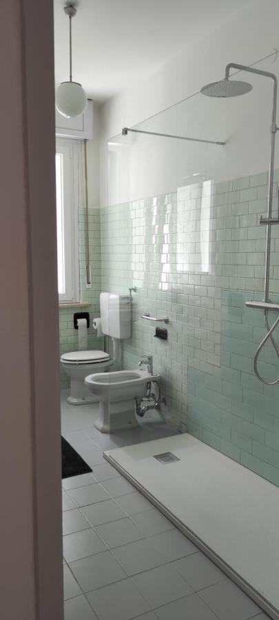 Casa Dante Apartment ริวาเดลการ์ดา ภายนอก รูปภาพ