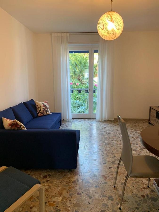 Casa Dante Apartment ริวาเดลการ์ดา ภายนอก รูปภาพ