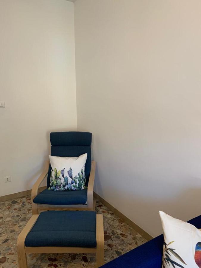Casa Dante Apartment ริวาเดลการ์ดา ภายนอก รูปภาพ